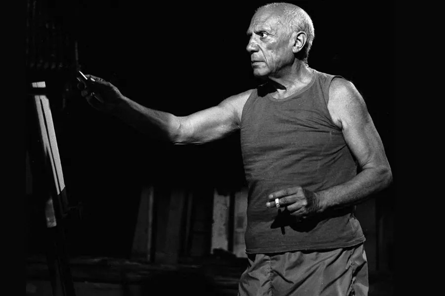 Picasso en train de peindre